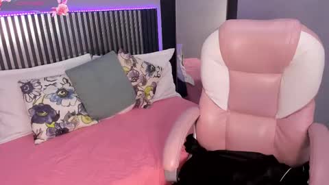 S O F I  online show from 09.23.25