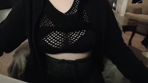 SKYLE   online show from 10.27.25