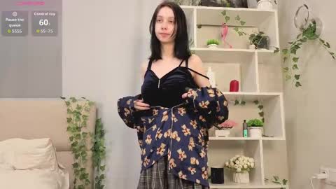 Snapshot of skyemcguire chatting on 04.05.26 Melissa online show from 04.05.26