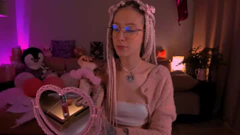    online show from 02.20.25