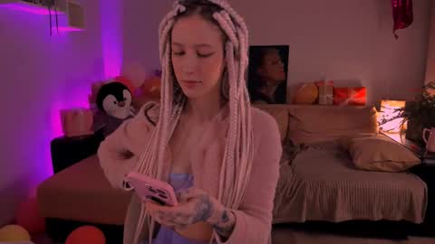    online show from 02.28.25