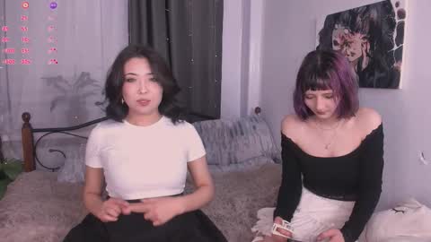 Snapshot of skyglow_ chatting on 10.27.25 skyglow_ online show from 10.27.25