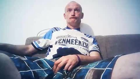 Snapshot of skylab78 chatting on 11.02.25 MadOteC online show from 11.02.25