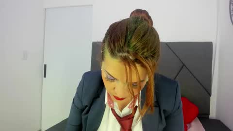 skylar__desire online show from 10.27.25