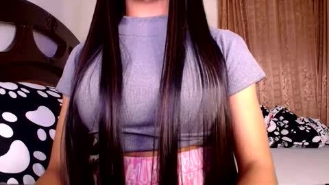 Snapshot of skylarg555 chatting on 09.10.25 skyla online show from 09.10.25