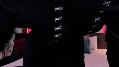 SkylarSpark online show from 11.25.25