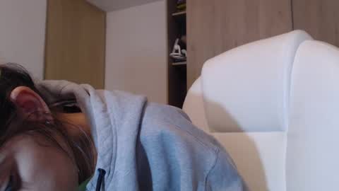 Skyler online show from 12.22.24