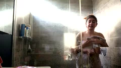 Snapshot of skyler1195 chatting on 10.06.25 Skyler online show from 10.06.25