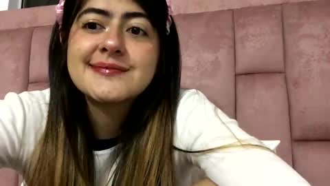 Snapshot of skyler1195 chatting on 10.28.25 Skyler online show from 10.28.25