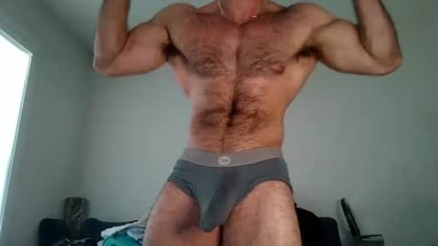 Skyler Flexes online show from 09.10.25