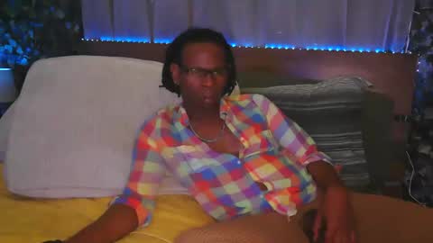 skyonetoo3 online show from 10.17.25