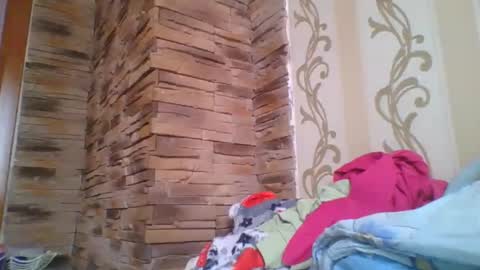 Snapshot of skyressie333 chatting on 11.17.25 skyressie333 online show from 11.17.25