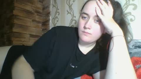 skyressie333 online show from 11.20.25