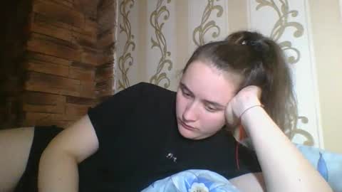 skyressie333 online show from 11.22.25