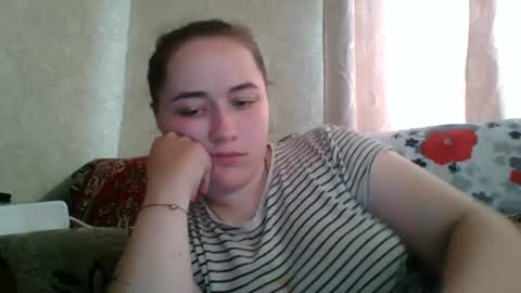 Snapshot of skyressie333 chatting on 06.12.26 skyressie333 online show from 06.12.26