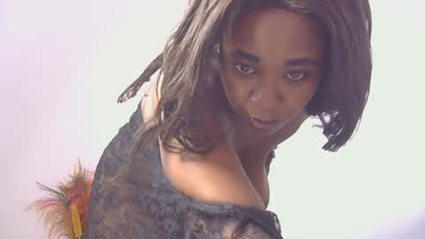 Bella online show from 02.05.25