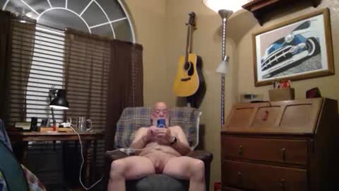 Snapshot of sladeisnaked chatting on 02.01.26 sladeisnaked online show from 02.01.26