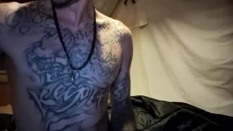 Snapshot of slangincock69 chatting on 01.14.25 SexyMFSlangincock69FYPM online show from 01.14.25