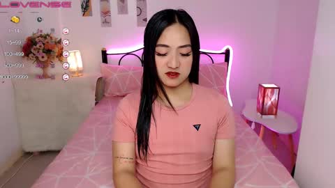 Snapshot of slave_amanda69 chatting on 12.10.24 Queen Cyrine online show from 12.10.24