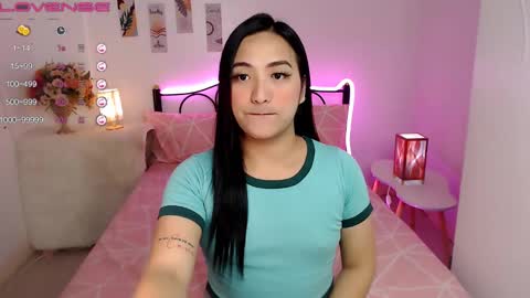 Snapshot of slave_amanda69 chatting on 12.23.24 Queen Cyrine online show from 12.23.24