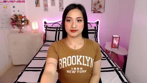 Snapshot of slave_amanda69 chatting on 02.05.25 Queen Cyrine online show from 02.05.25