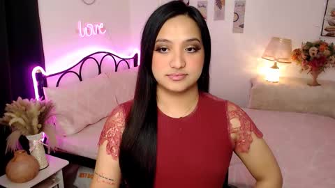 Queen Cyrine online show from 11.18.25