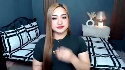 Snapshot of slave_amanda69 chatting on 07.10.26 Queen Cyrine online show from 07.10.26