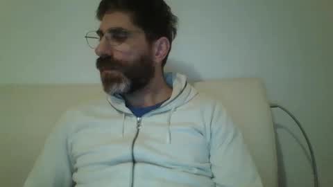 Snapshot of slavefuckfunhype chatting on 01.01.25 camboy online show from 01.01.25