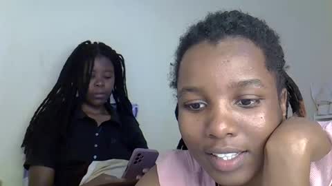 sleciah online show from 11.22.25