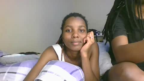 sleciah online show from 11.23.25