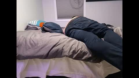 Snapshot of sleepwithyou chatting on 02.28.25 sleepwithyou online show from 02.28.25