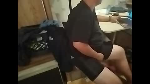 Snapshot of sleepwithyou chatting on 09.15.25 sleepwithyou online show from 09.15.25