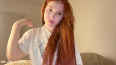 Snapshot of sleepycode002 chatting on 03.09.25 JoO online show from 03.09.25