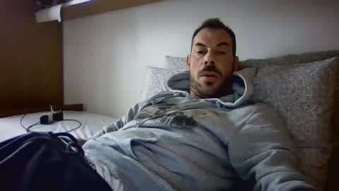 Snapshot of slevin1983 chatting on 02.11.25 slevin online show from 02.11.25