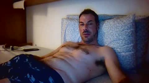 Snapshot of slevin1983 chatting on 02.27.25 slevin online show from 02.27.25