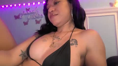Slim citygurl online show from 12.31.24