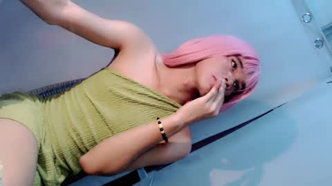 Snapshot of slim_nathalia chatting on 04.23.26 slim_nathalia online show from 04.23.26
