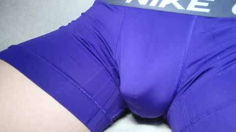 Snapshot of slimhungyvng chatting on 07.08.26 slimhungyvng online show from 07.08.26