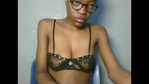 slimkatie__ online show from 09.22.25