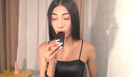 Snapshot of slimprettyjoira chatting on 05.16.26 slimprettyjoira online show from 05.16.26