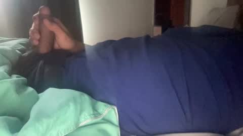 Snapshot of slinginmudsh chatting on 02.22.25 slinginmudsh online show from 02.22.25