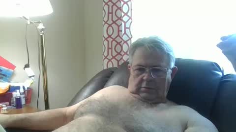 slippery_duck online show from 01.06.25