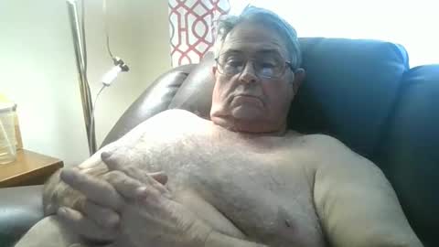 slippery_duck online show from 12.14.25