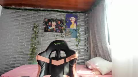 slone03 online show from 10.21.25