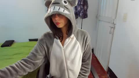 slone03 online show from 11.20.25