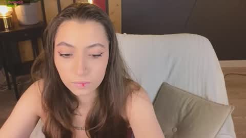 Snapshot of slow_flower chatting on 10.22.25 Emilia online show from 10.22.25