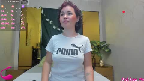 Paola  online show from 12.12.24
