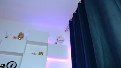 Ariana online show from 04.15.26