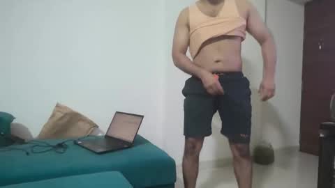 Snapshot of slutforallmiss chatting on 09.17.25 Sam slave slut online show from 09.17.25