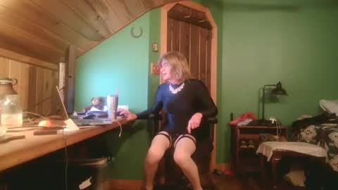 slutjennifertransxx online show from 09.20.25